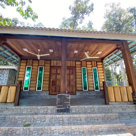 Homestay Dusun Ana Balun Slim River Exterior photo