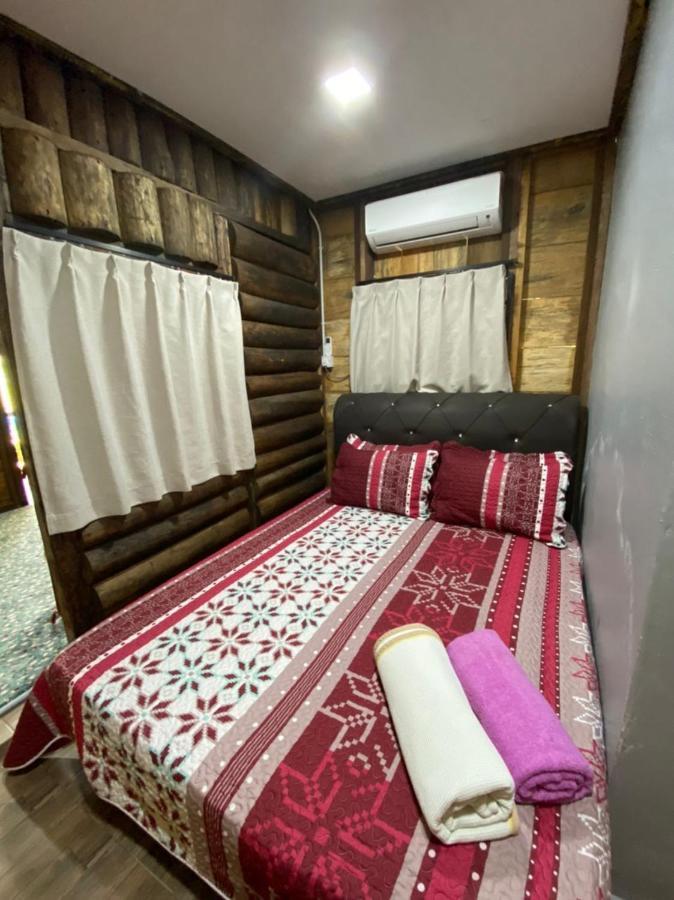 Homestay Dusun Ana Balun Slim River Exterior photo