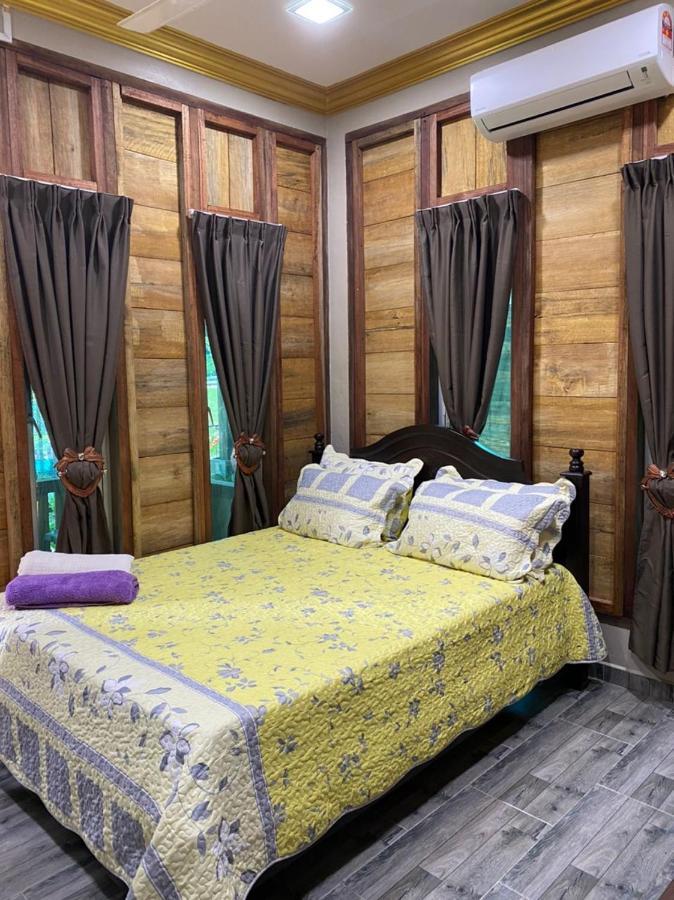Homestay Dusun Ana Balun Slim River Exterior photo
